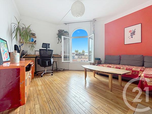 Appartement F2 à vendre  2 pièces - 39,80 m 2   PARIS  - 75019