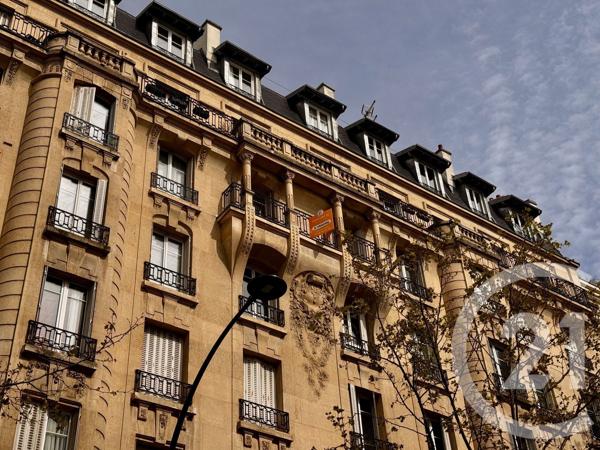 Appartement F2 à vendre  2 pièces - 39,80 m 2   PARIS  - 75019
