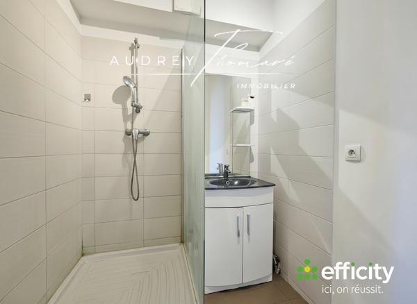 Appartement
         1 pièce
        - 24 m² Exclusivité 99 900 € *
