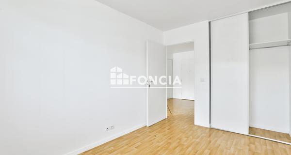 À vendre Appartement 2 pièces 35.32 m² - Corbeil-essonnes 91100