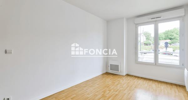 À vendre Appartement 2 pièces 35.32 m² - Corbeil-essonnes 91100