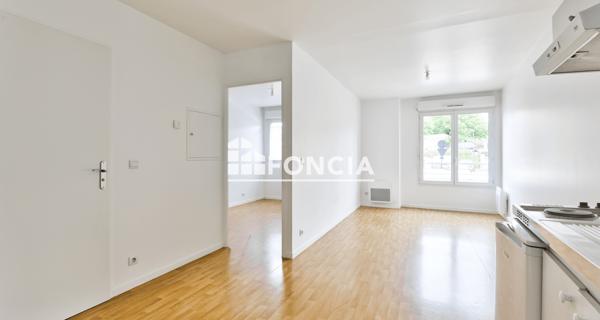 À vendre Appartement 2 pièces 35.32 m² - Corbeil-essonnes 91100