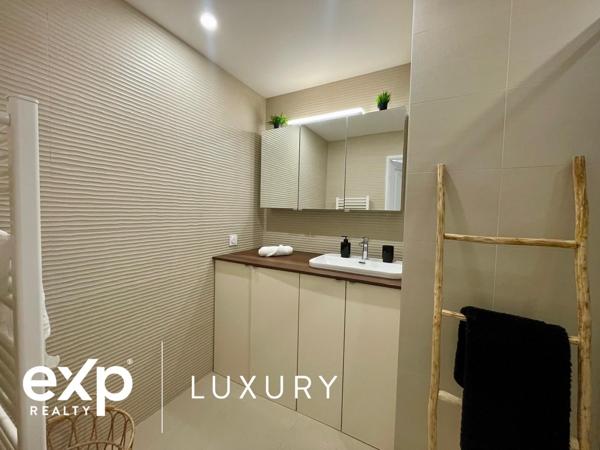 AIX-EN-PROVENCE – APPARTEMENT D’EXCEPTION 83 M² – DERNIER ÉTAGE – VUE PANORAMIQUE