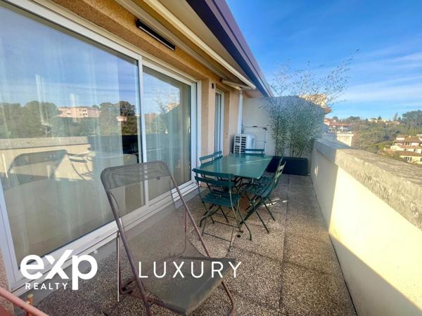 AIX-EN-PROVENCE – APPARTEMENT D’EXCEPTION 83 M² – DERNIER ÉTAGE – VUE PANORAMIQUE