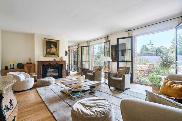 Vente Maison de luxe Croix 9 Pièces 292.69 m²