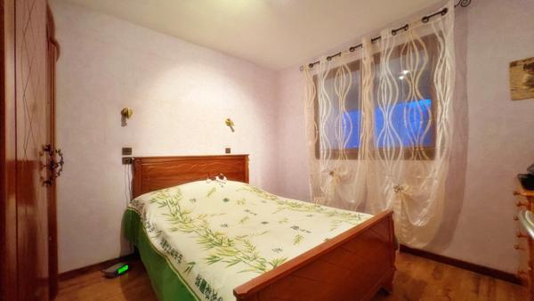 Maison à vendre 8 pièces (73), Terrain clos, Sans vis à vis, Proche des commodités