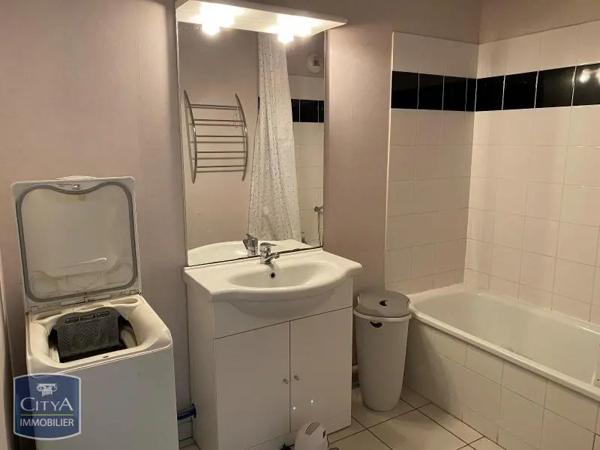 Appartement à louer 2 pièces 47.75m² Saint-Lys (31470)
