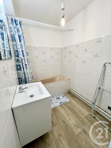 Appartement T3 à vendre  3 pièces - 64,49 m2 COULOMMIERS - 77