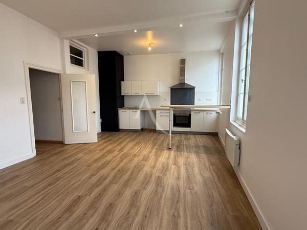 Appartement Cognac 2 chambres et terrasse 60 m2.