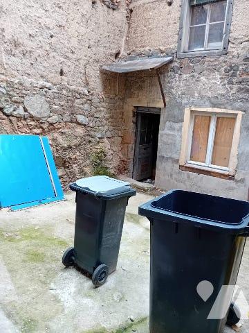 Immeuble à restaurer sur BOEN SUR LIGNON