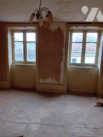 Immeuble à restaurer sur BOEN SUR LIGNON