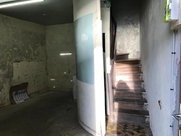 Petite maison à rénover – Au cœur de la ville historique de Bellac