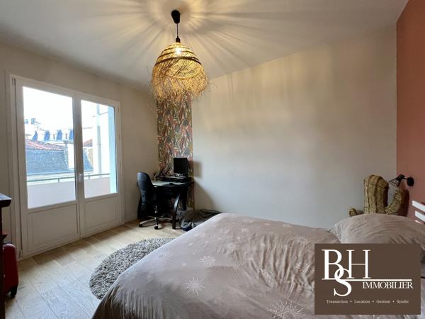 POITIERS PLATEAU, appartement T2 de 45 m² avec balcon et cave