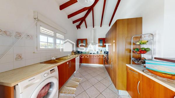 Maison 3 appartements vue mer, piscine, potentiel locatif