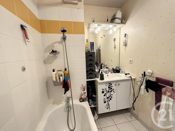 Appartement F2 à vendre  2 pièces - 47,58 m2 VILLENEUVE SUR YONNE - 89