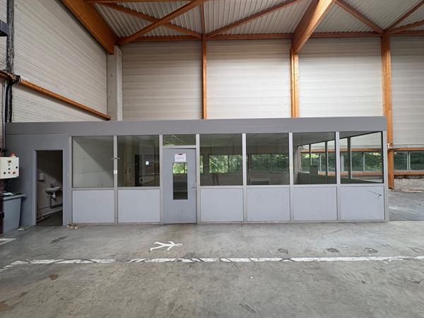 Entrepôt / local industriel Dampierre 3050 m2