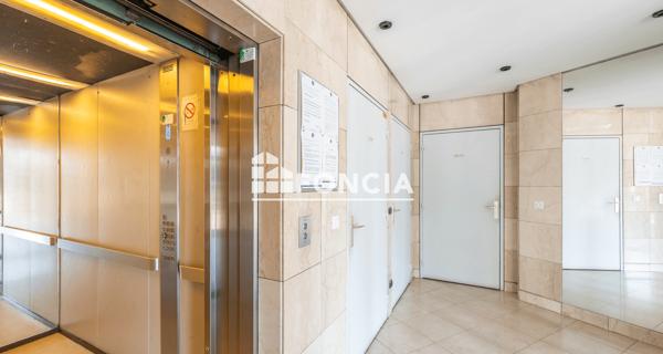 À vendre Appartement 2 pièces 44.71 m² - Paris 75019