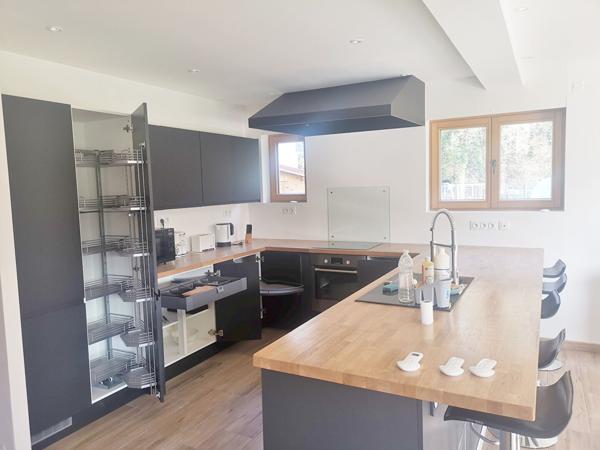 Maison de 139m² - Ecommoy - 4 chambres - jardin dans quartier calme