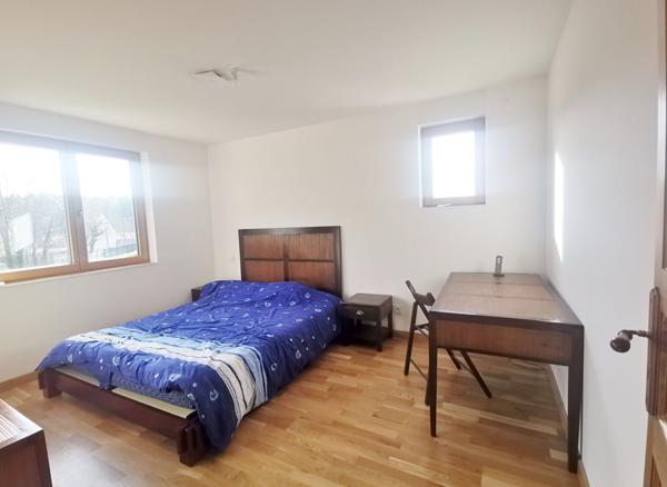 Maison de 139m² - Ecommoy - 4 chambres - jardin dans quartier calme