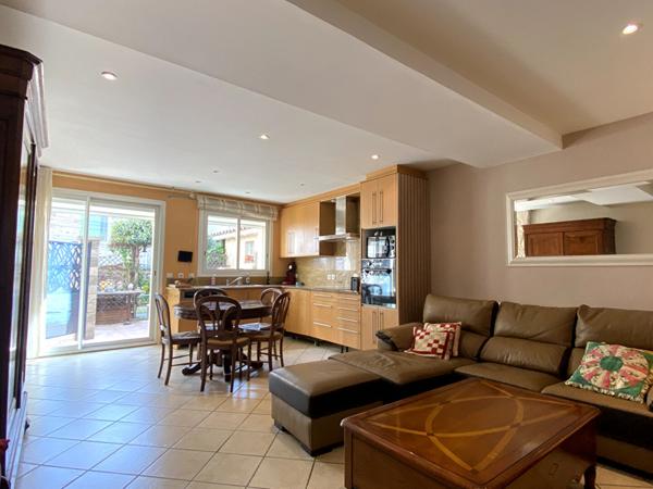 A VENDRE - LE BOULOU - MAISON  150 m2 - 3 CHAMBRES