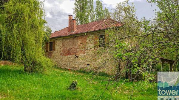 MAISON DE CARACTERE TOUTE EN PIERRE DE 1872, RENOVEE 92 M2 SUR PLUS DE 2000 M2 46150 BOISSIERES