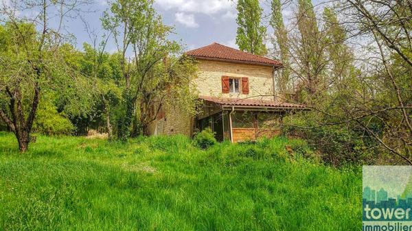 MAISON DE CARACTERE TOUTE EN PIERRE DE 1872, RENOVEE 92 M2 SUR PLUS DE 2000 M2 46150 BOISSIERES