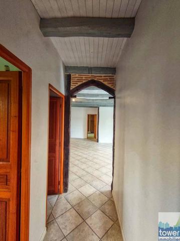 MAISON DE CARACTERE TOUTE EN PIERRE DE 1872, RENOVEE 92 M2 SUR PLUS DE 2000 M2 46150 BOISSIERES