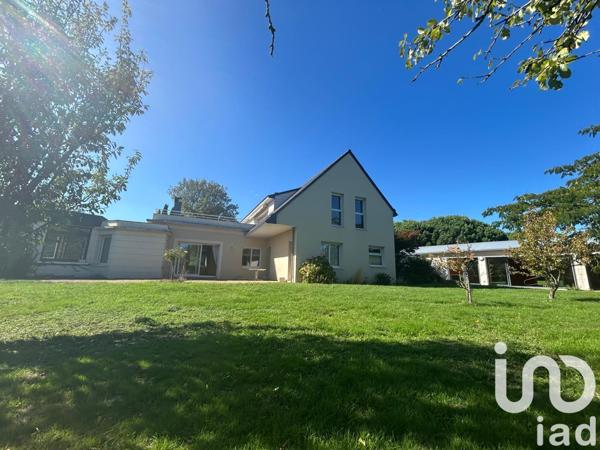 Maison à vendre 8 pièces 244 m² La Chapelle-Saint-Laud