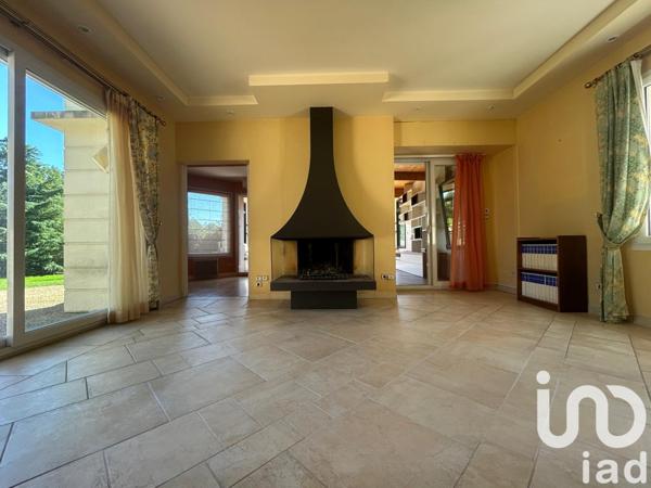 Maison à vendre 8 pièces 244 m² La Chapelle-Saint-Laud