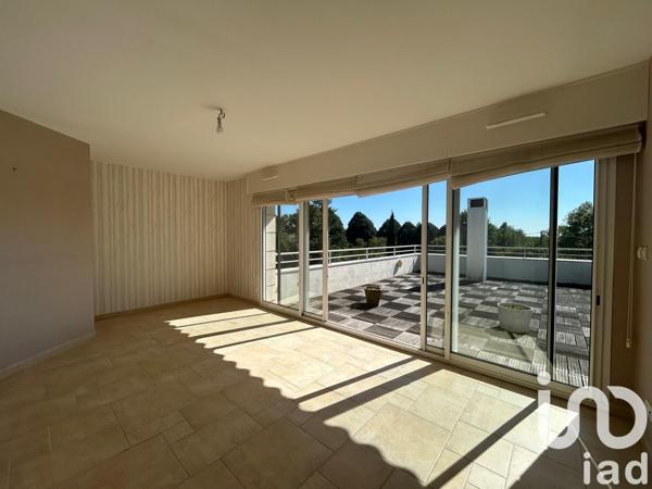 Maison à vendre 8 pièces 244 m² La Chapelle-Saint-Laud