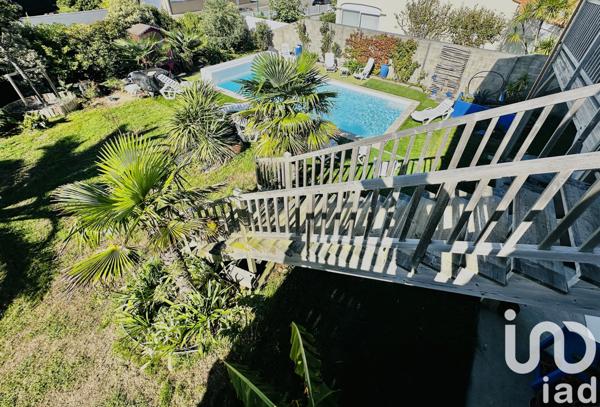 Maison à vendre 6 pièces 176 m² Les Sables-d'Olonne