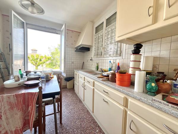 Maison ancienne à rafraîchir à vendre à Chatillon sur Indre - 7 pièces, 5 chambres