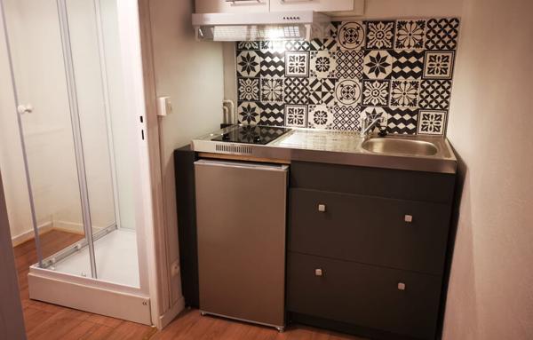 Appartement type studio - 8 place de la pierre à Valence