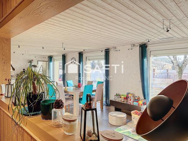 Maison T5 de 121 m² rénovée en 2016