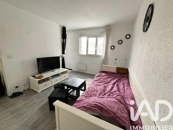 Location studio 21,21 m² Chilly-Mazarin