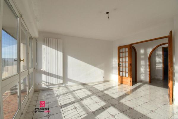 Sainte-Foy-lès-Lyon - T3 traversant, lumineux, avec balcon