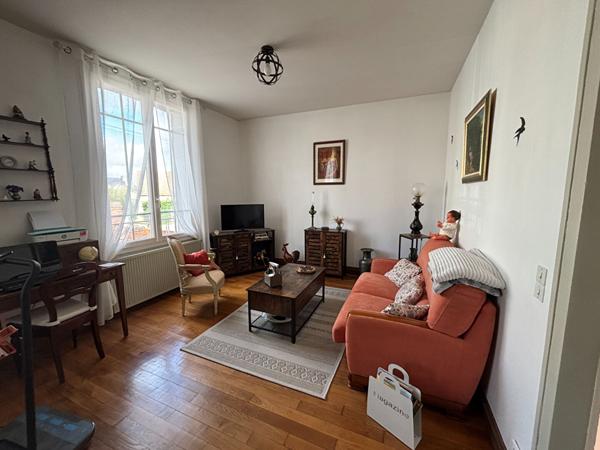 Maison avec gîte dans le centre ville de Lamotte Beuvron