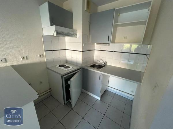 Appartement à louer 2 pièces 43.14m² Poitiers (86000)