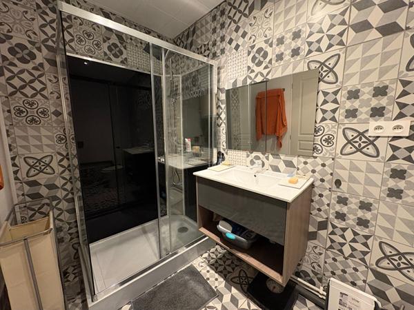 ROCHEFORT Centre-ville - Maison 65m² avec dépendance