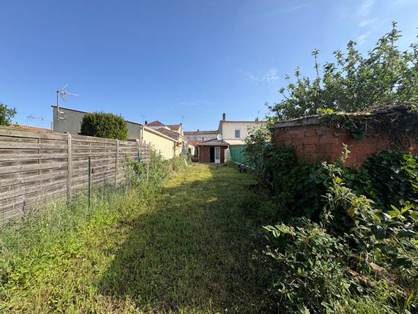 ROCHEFORT Centre-ville - Maison 65m² avec dépendance