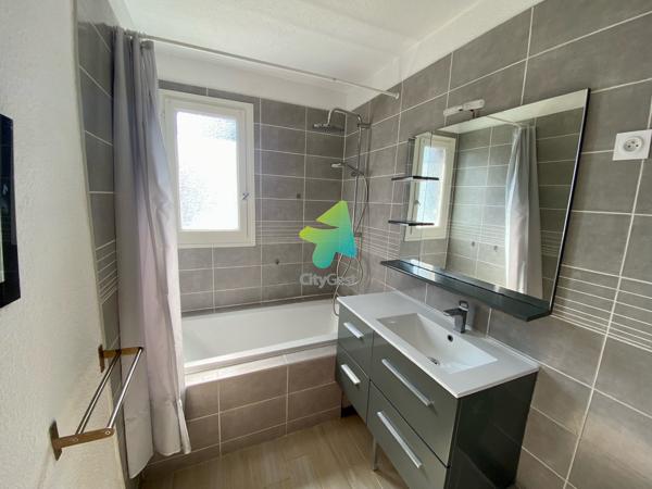 CHAMBRE EN COLOCATION SECTEUR UNIVERSITE