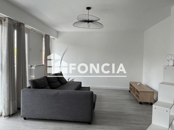 Location Appartement meublé 3 pièces 72.79 m² - BATIMENT C1 (DROITE) Cholet 49300