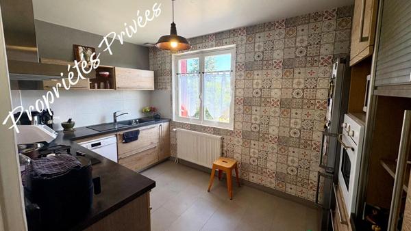 Maison Saint Gervais La Foret 6 pièce(s) 89 m2