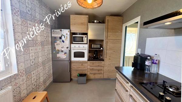 Maison Saint Gervais La Foret 6 pièce(s) 89 m2