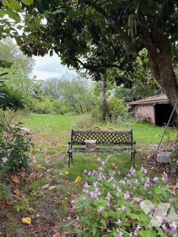 Maison de village YGRANDE 03160