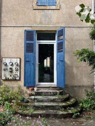 Maison de village YGRANDE 03160