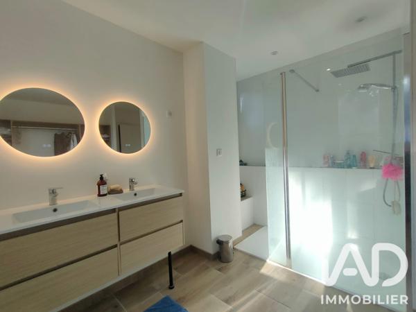 Maison à vendre 10 pièces 200 m² Prunay-sur-Essonne