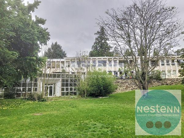 Loft d'exception Rue Albert 1er ? Volumes, luminosité et prestations haut de gamme !