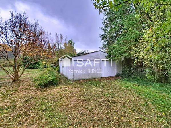 Maison à rénover dans charmant coin de verdure !