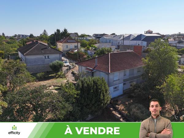 Maison
         6 pièces
        - 109 m² Exclusivité 221 000 € *
